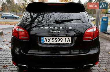 Внедорожник / Кроссовер Porsche Cayenne 2010 в 