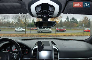 Внедорожник / Кроссовер Porsche Cayenne 2010 в 
