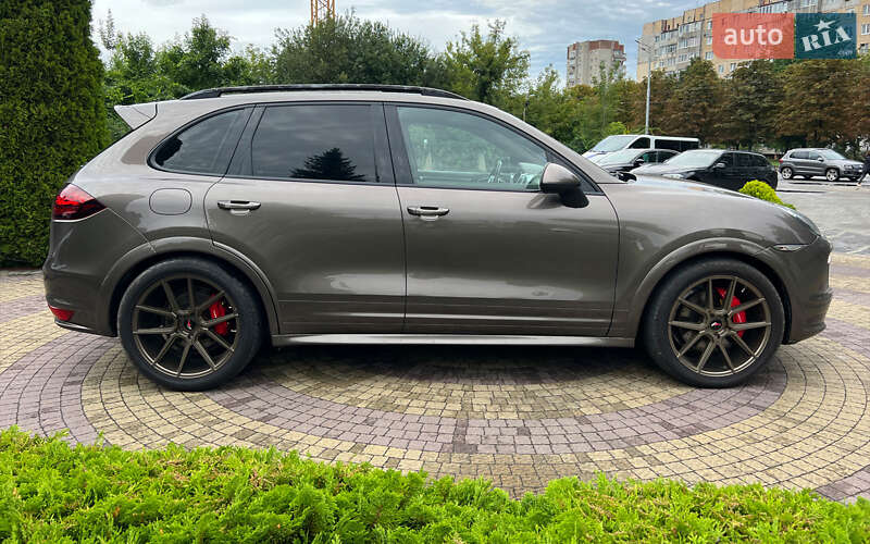 Внедорожник / Кроссовер Porsche Cayenne 2012 в Львове