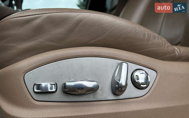 Внедорожник / Кроссовер Porsche Cayenne 2012 в Львове