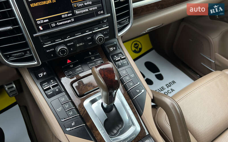 Внедорожник / Кроссовер Porsche Cayenne 2012 в Львове