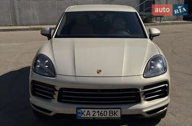 Внедорожник / Кроссовер Porsche Cayenne 2020 в 