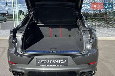 Позашляховик / Кросовер Porsche Cayenne 2021 в 
