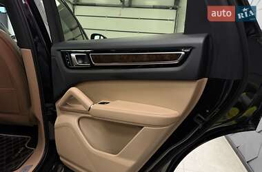 Позашляховик / Кросовер Porsche Cayenne 2018 в 