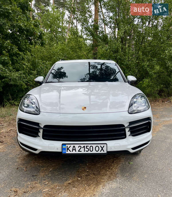 Позашляховик / Кросовер Porsche Cayenne 2018 в Києві