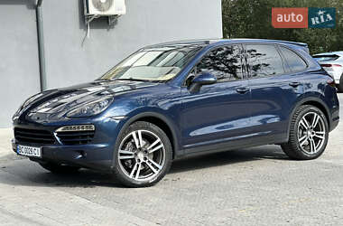 Позашляховик / Кросовер Porsche Cayenne 2013 в 