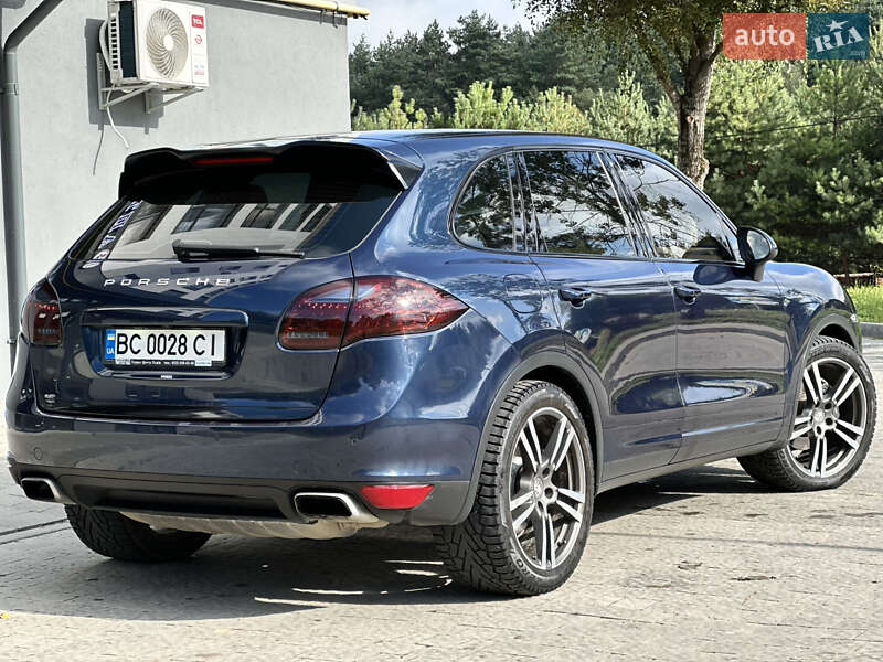 Внедорожник / Кроссовер Porsche Cayenne 2013 в Львове