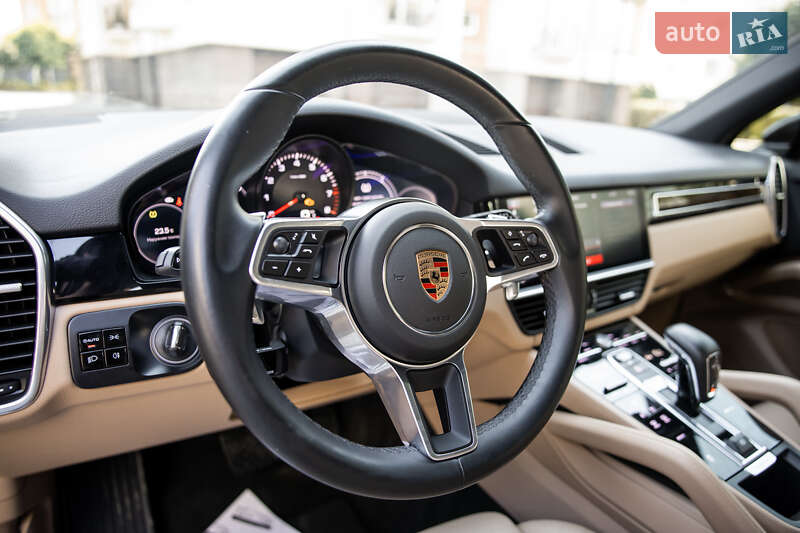 Позашляховик / Кросовер Porsche Cayenne 2020 в Івано-Франківську