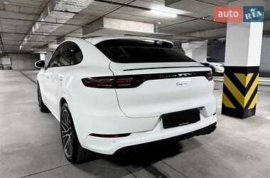Позашляховик / Кросовер Porsche Cayenne 2019 в 