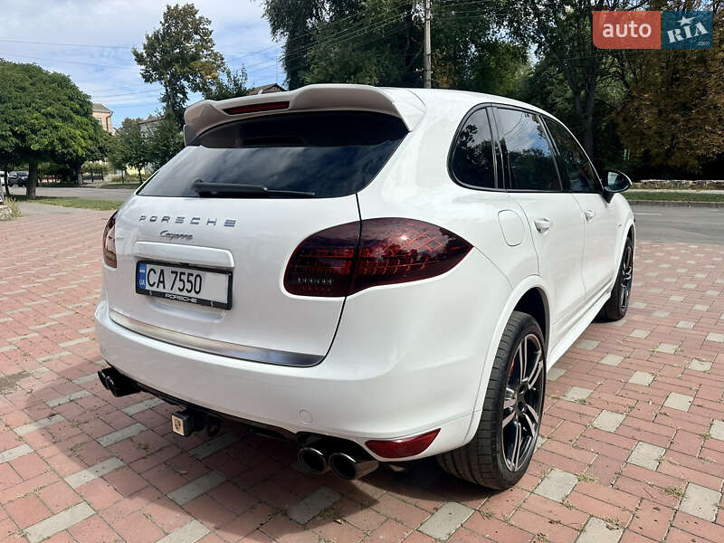Позашляховик / Кросовер Porsche Cayenne 2014 в Умані