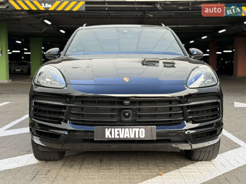 Позашляховик / Кросовер Porsche Cayenne 2021 в Києві