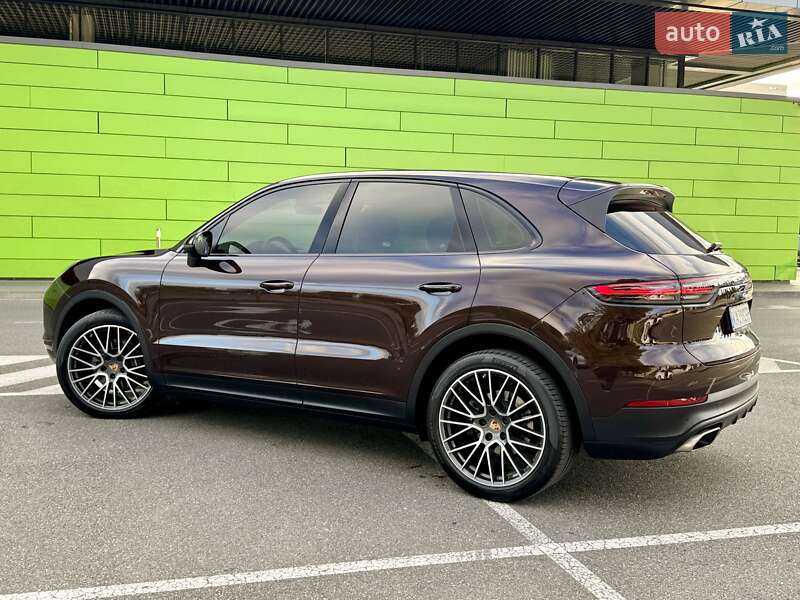 Позашляховик / Кросовер Porsche Cayenne 2018 в Києві