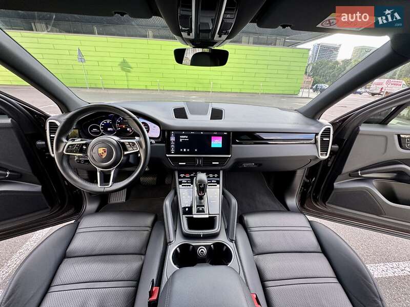 Позашляховик / Кросовер Porsche Cayenne 2018 в Києві