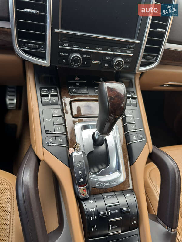 Позашляховик / Кросовер Porsche Cayenne 2013 в Києві фото 3 Позашляховик / Кросовер Porsche Cayenne 2013 в Києві