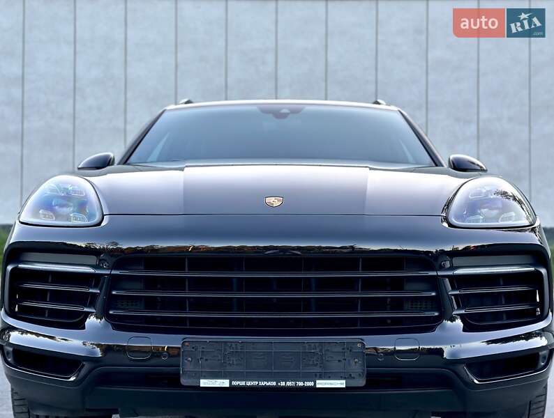 Внедорожник / Кроссовер Porsche Cayenne 2017 в Киеве