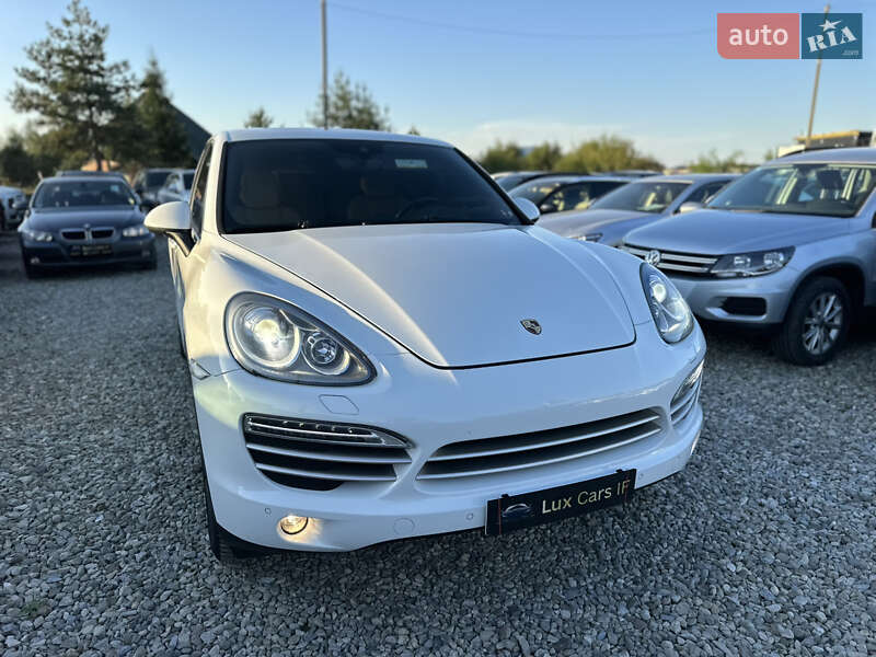 Внедорожник / Кроссовер Porsche Cayenne 2014 в Ивано-Франковске