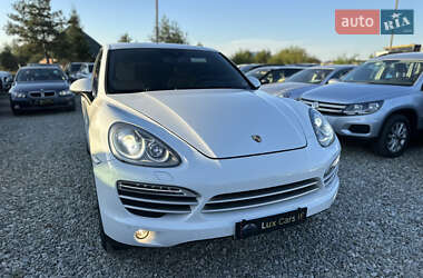 Позашляховик / Кросовер Porsche Cayenne 2014 в 