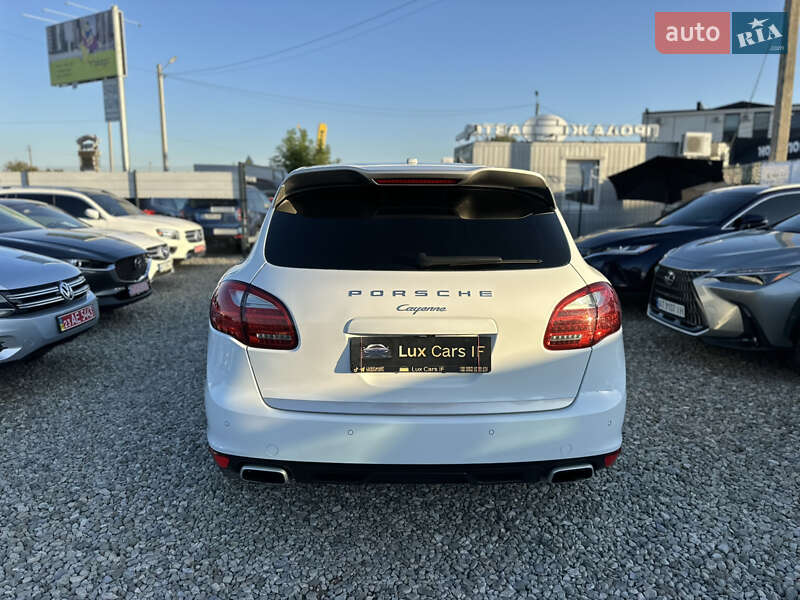 Внедорожник / Кроссовер Porsche Cayenne 2014 в Ивано-Франковске