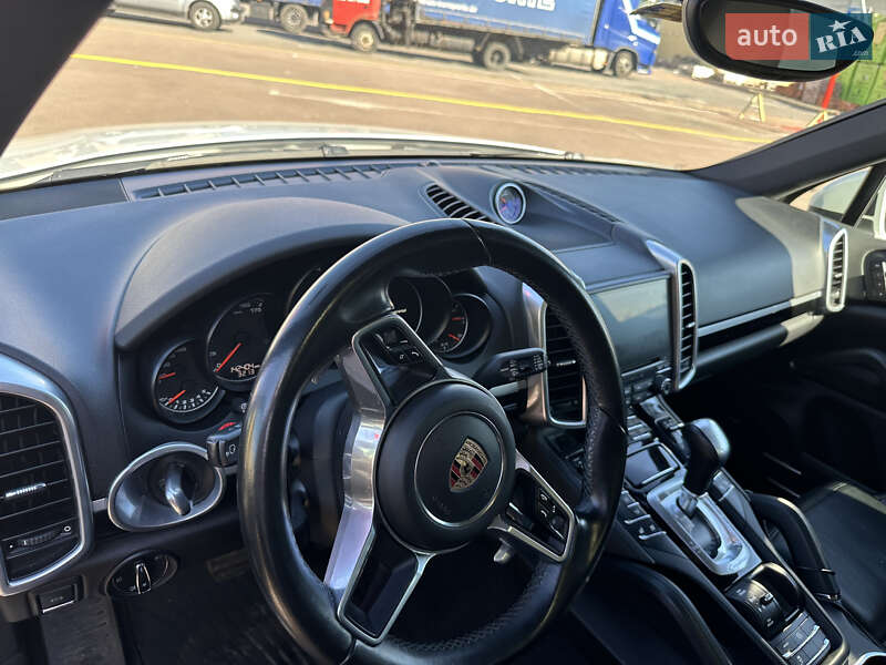 Внедорожник / Кроссовер Porsche Cayenne 2017 в Житомире фото 48 Внедорожник / Кроссовер Porsche Cayenne 2017 в Житомире