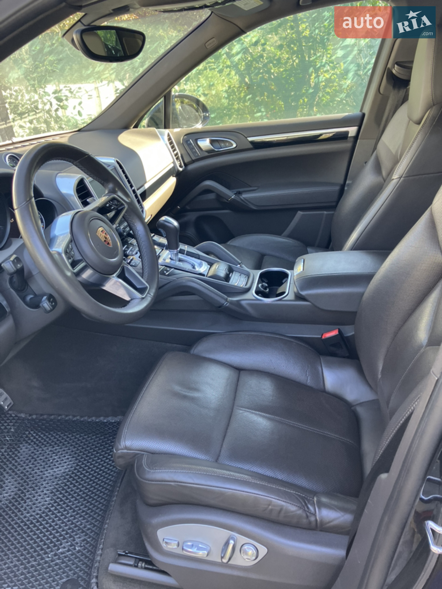 2017 Porsche Cayenne - мініатюра 8