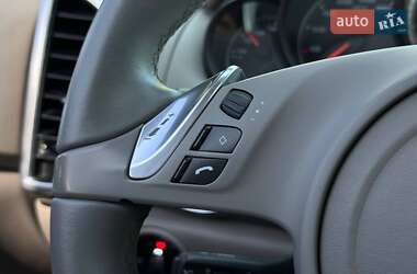 Позашляховик / Кросовер Porsche Cayenne 2010 в 