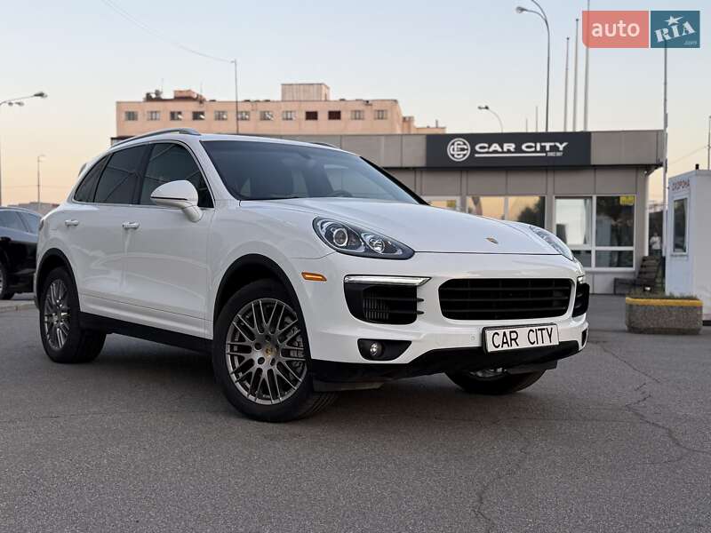 Porsche Cayenne 2016