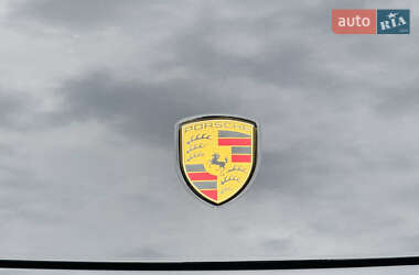 Позашляховик / Кросовер Porsche Cayenne 2018 в 