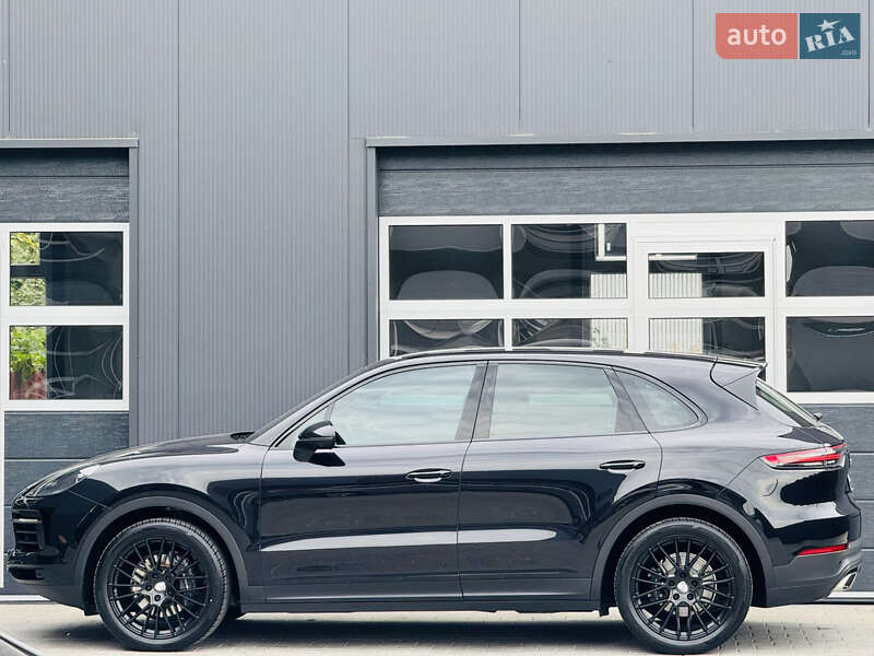 Позашляховик / Кросовер Porsche Cayenne 2018 в Мукачевому