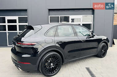 Позашляховик / Кросовер Porsche Cayenne 2018 в 