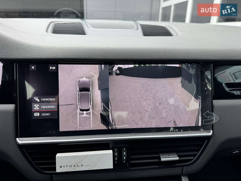 Позашляховик / Кросовер Porsche Cayenne 2018 в Мукачевому
