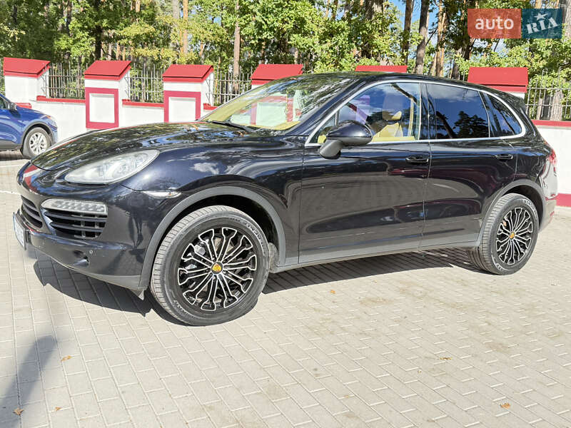Внедорожник / Кроссовер Porsche Cayenne 2012 в Киеве фото 11 Внедорожник / Кроссовер Porsche Cayenne 2012 в Киеве
