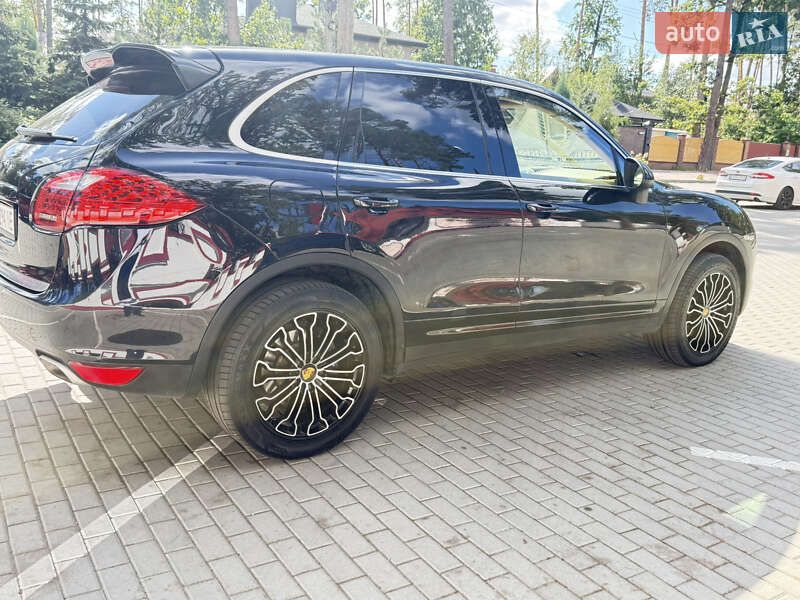 Внедорожник / Кроссовер Porsche Cayenne 2012 в Киеве фото 18 Внедорожник / Кроссовер Porsche Cayenne 2012 в Киеве