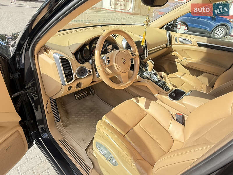 Внедорожник / Кроссовер Porsche Cayenne 2012 в Киеве фото 38 Внедорожник / Кроссовер Porsche Cayenne 2012 в Киеве