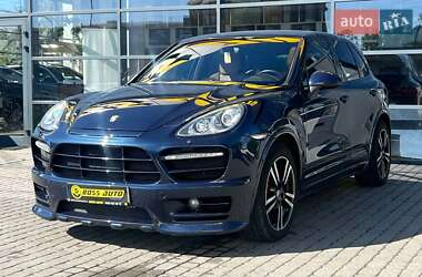 Внедорожник / Кроссовер Porsche Cayenne 2012 в 