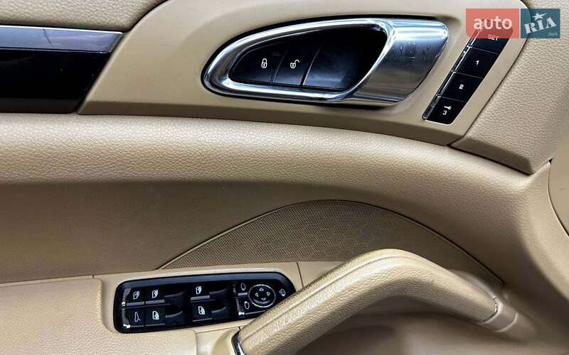 Внедорожник / Кроссовер Porsche Cayenne 2013 в Черновцах фото 8 Внедорожник / Кроссовер Porsche Cayenne 2013 в Черновцах