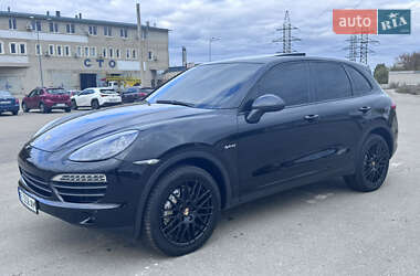 Внедорожник / Кроссовер Porsche Cayenne 2014 в 