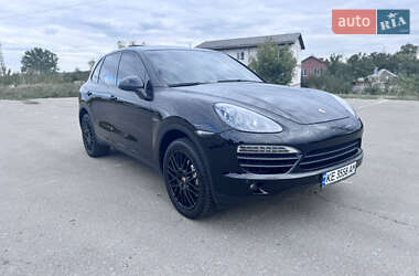 Внедорожник / Кроссовер Porsche Cayenne 2014 в 