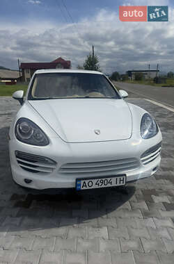 Позашляховик / Кросовер Porsche Cayenne 2013 в Тячеві