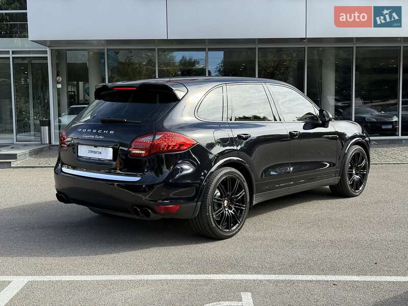 Позашляховик / Кросовер Porsche Cayenne 2012 в Дніпрі