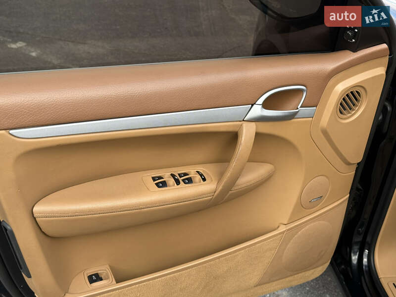 Внедорожник / Кроссовер Porsche Cayenne 2008 в Харькове