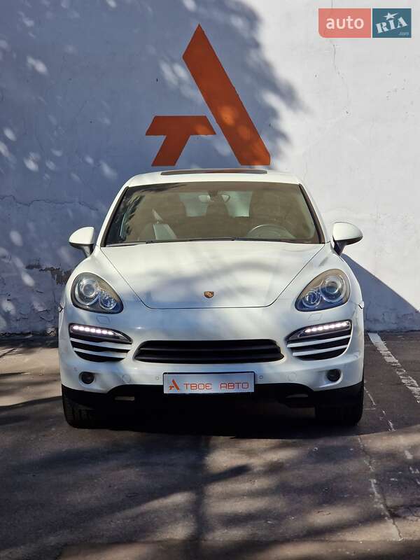 Внедорожник / Кроссовер Porsche Cayenne 2011 в Одессе