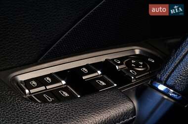 Внедорожник / Кроссовер Porsche Cayenne 2011 в 