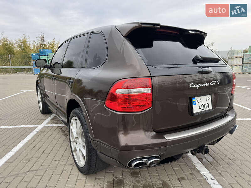 Позашляховик / Кросовер Porsche Cayenne 2009 в Києві