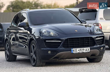 Позашляховик / Кросовер Porsche Cayenne 2012 в 