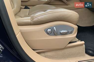 Позашляховик / Кросовер Porsche Cayenne 2011 в 