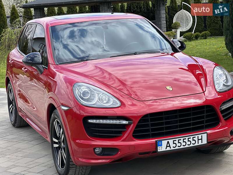 Внедорожник / Кроссовер Porsche Cayenne 2013 в Тячеве