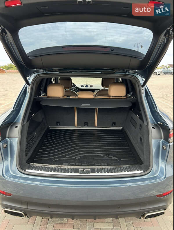 Внедорожник / Кроссовер Porsche Cayenne 2018 в Харькове