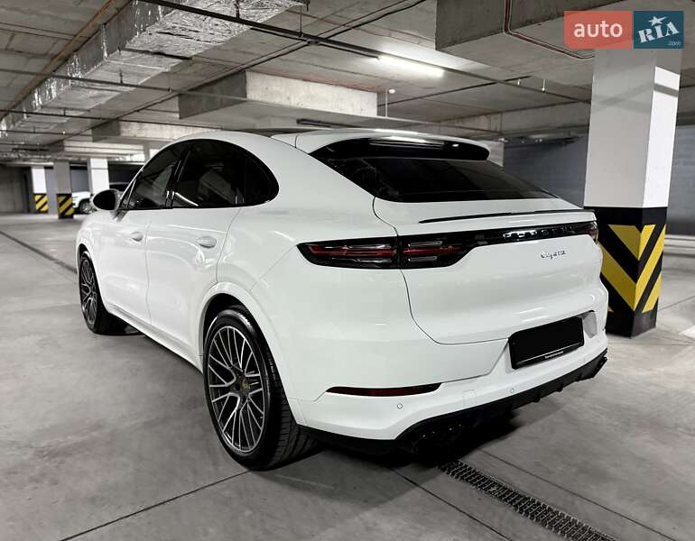 Позашляховик / Кросовер Porsche Cayenne 2019 в Дніпрі