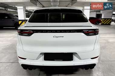 Внедорожник / Кроссовер Porsche Cayenne 2019 в 