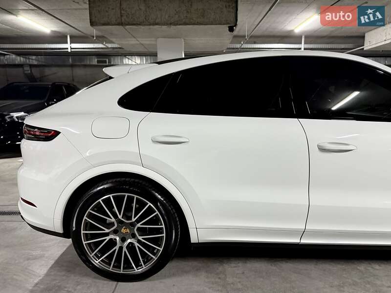 Позашляховик / Кросовер Porsche Cayenne 2019 в Дніпрі